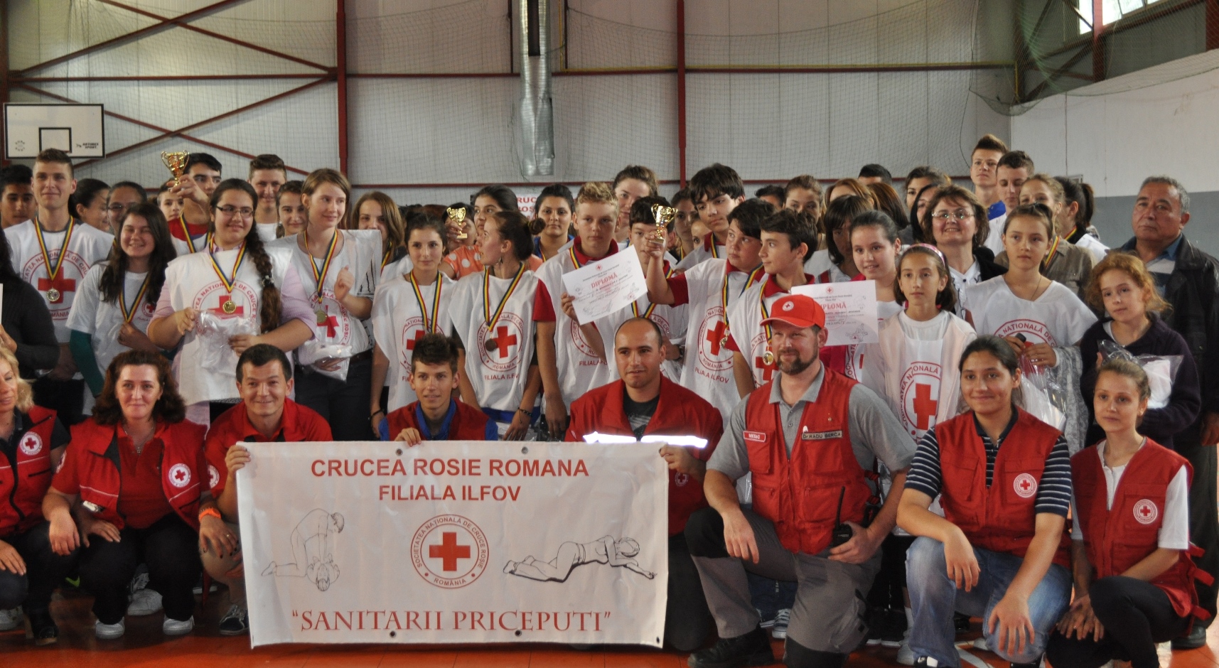 Crucea Rosie Romana Filiala Ilfov - Sanitarii Priceputi 2013